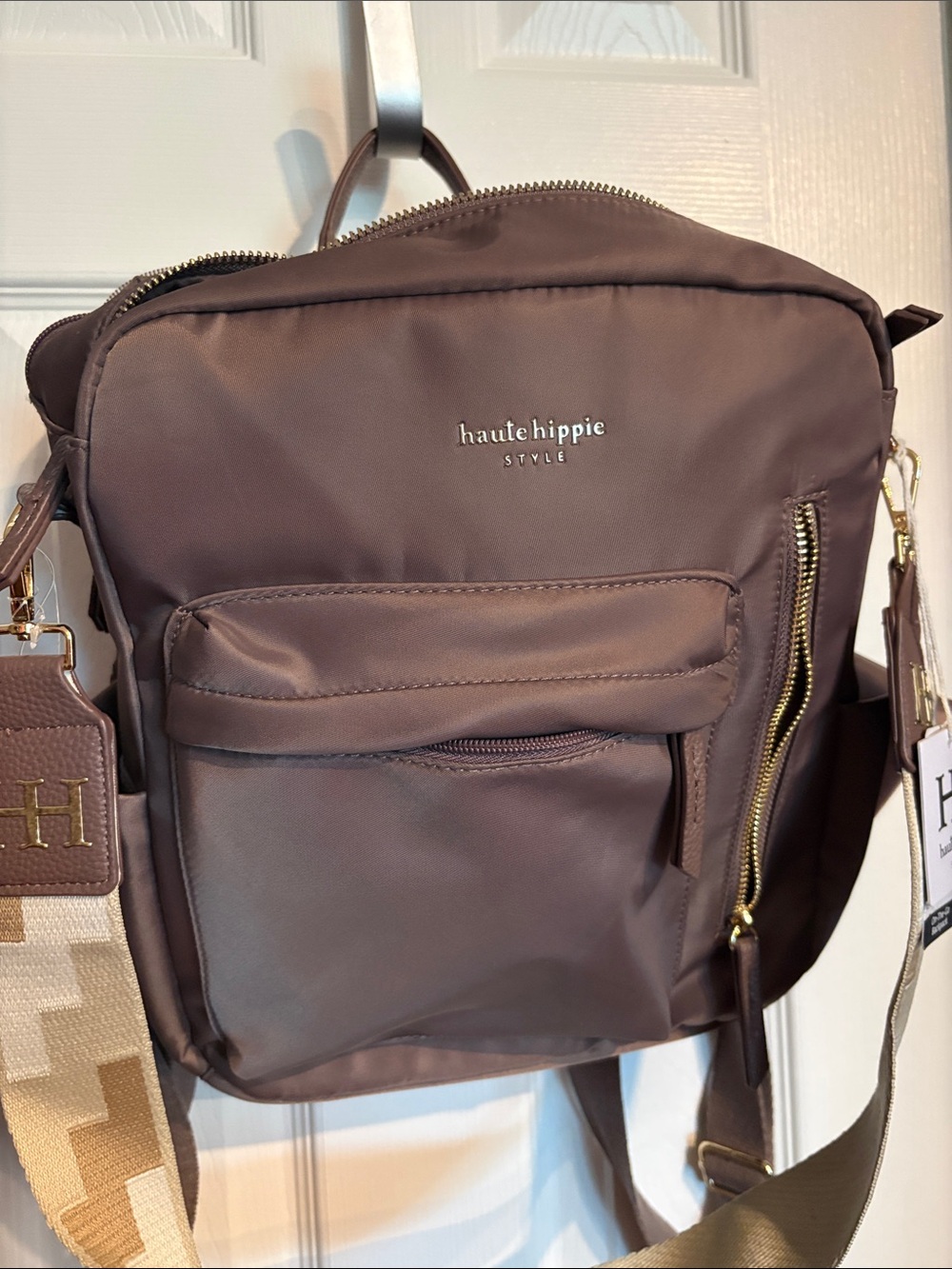 BNWT HAUTE HIPPIE Viral Brown Nylon Crossbody Backpack with Beige Strap - Picture 7 of 7